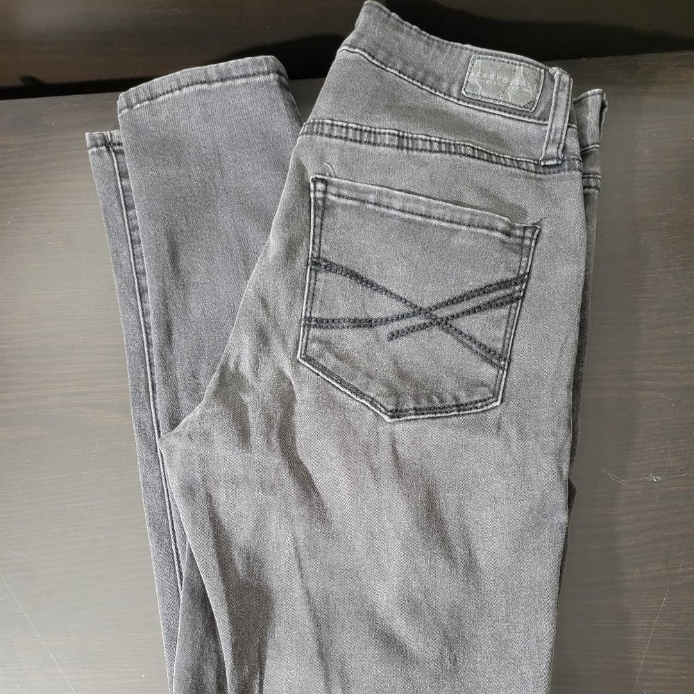 Aero Skinny Jeans